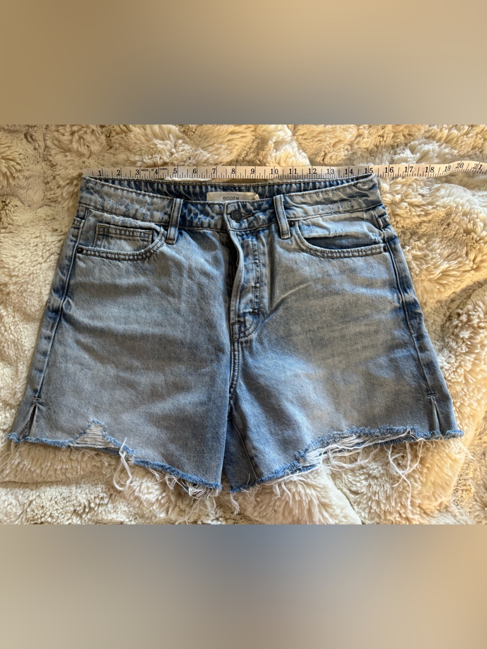 Women’s Light Blue Denim Jean Shorts - High-Rise Frayed Hem